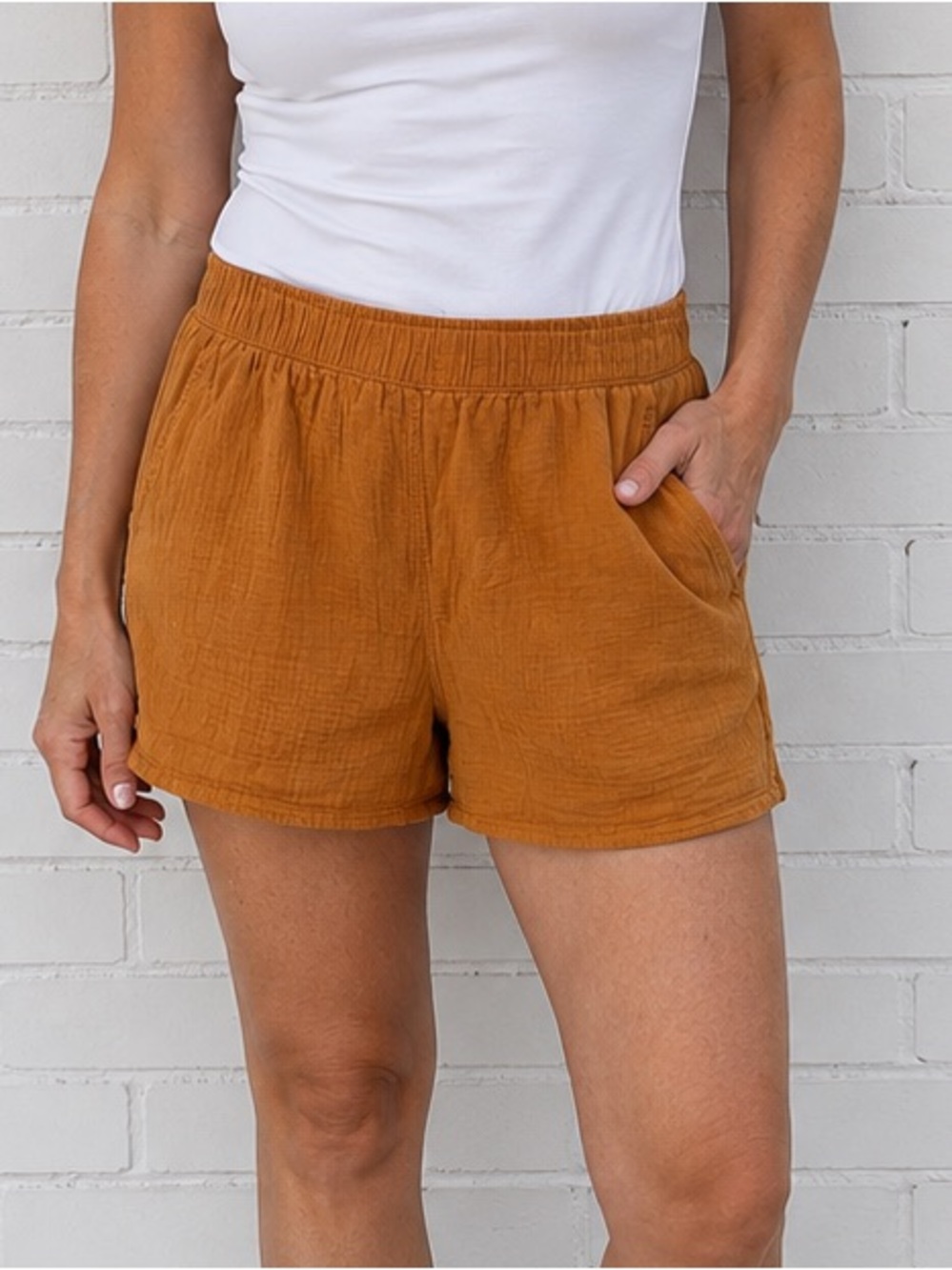 Universal Thread Medium Mustard Gauze Pull-On Shorts